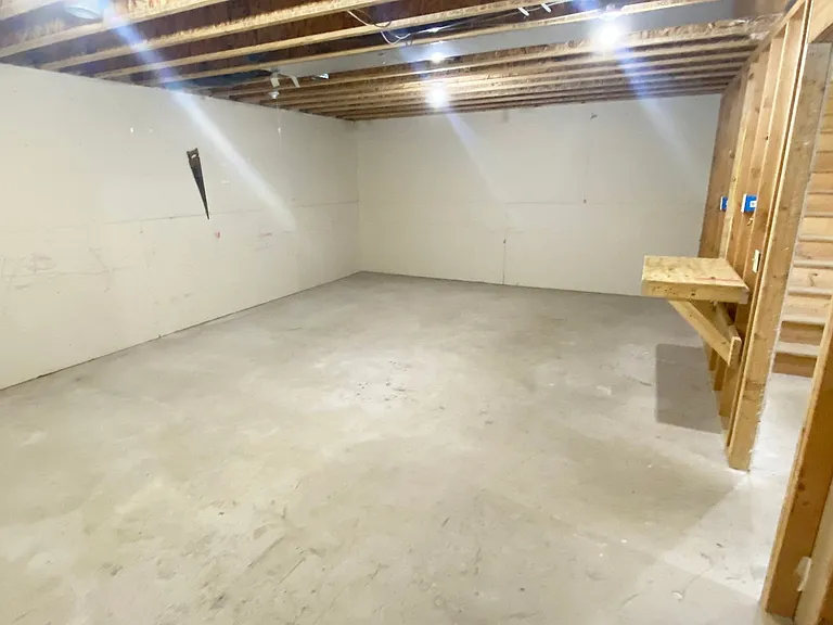 1441 Madison St — Photo 19