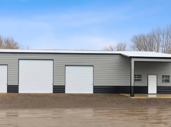 1904 Wadsworth Rd, Norton, OH 44203