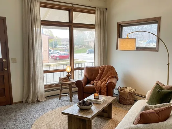 105 2nd Ave SW #4, Hutchinson, MN 55350