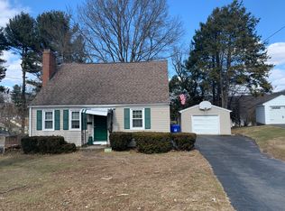 162 Cheney Ln, Newington, CT 06111