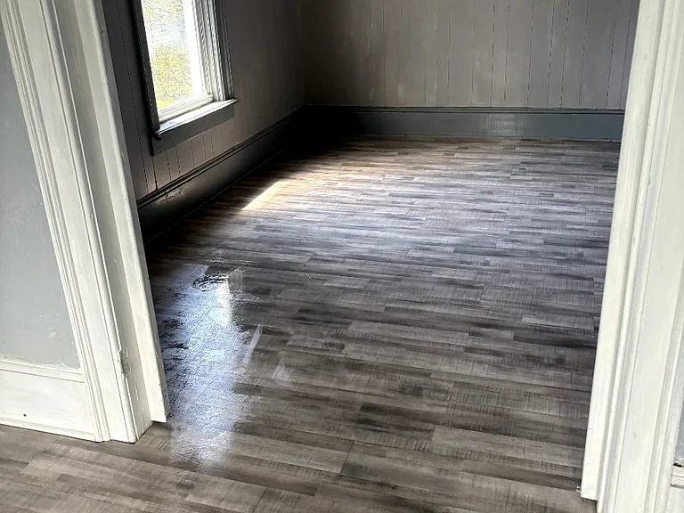411 Lincoln St #3 — Photo 4