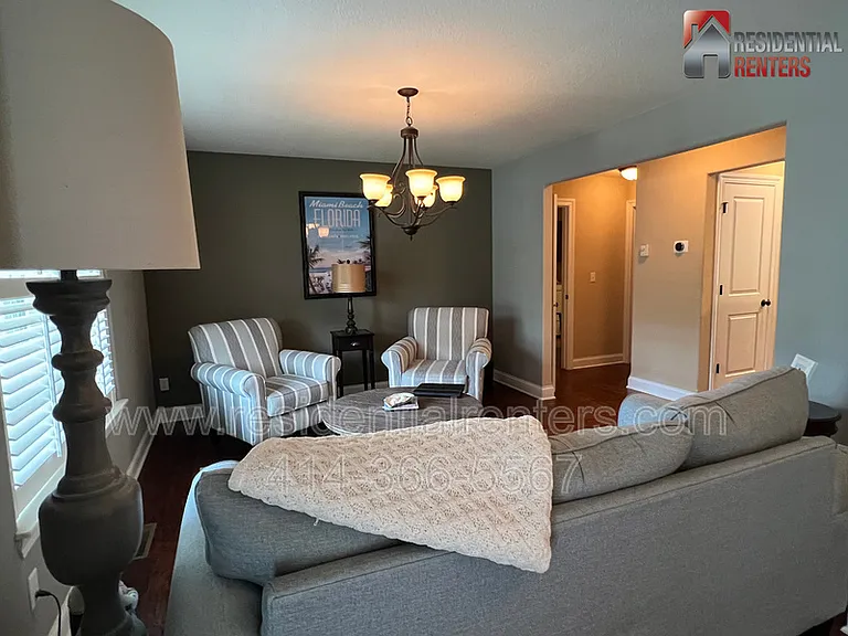 N77W22925 S Coldwater Cir — Photo 3