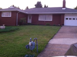 1108 Fairlane Dr, Aliquippa, PA 15001
