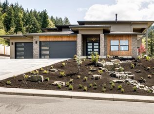 883 Mountaingate Dr, Springfield, OR 97478