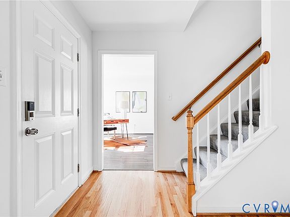 4th image of 6902 Staunton Ave