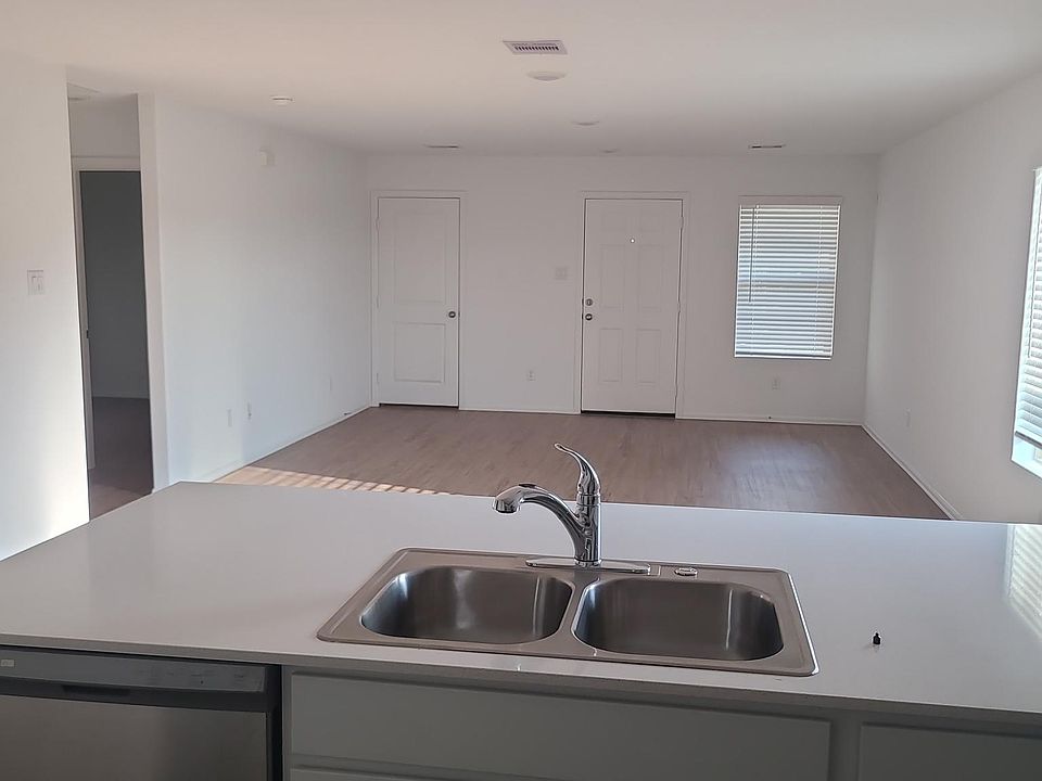 1st image of 8926 Estes Lakes Dr