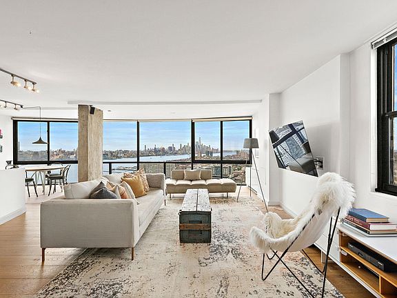 3rd image of 380 Mountain Rd APT 1813