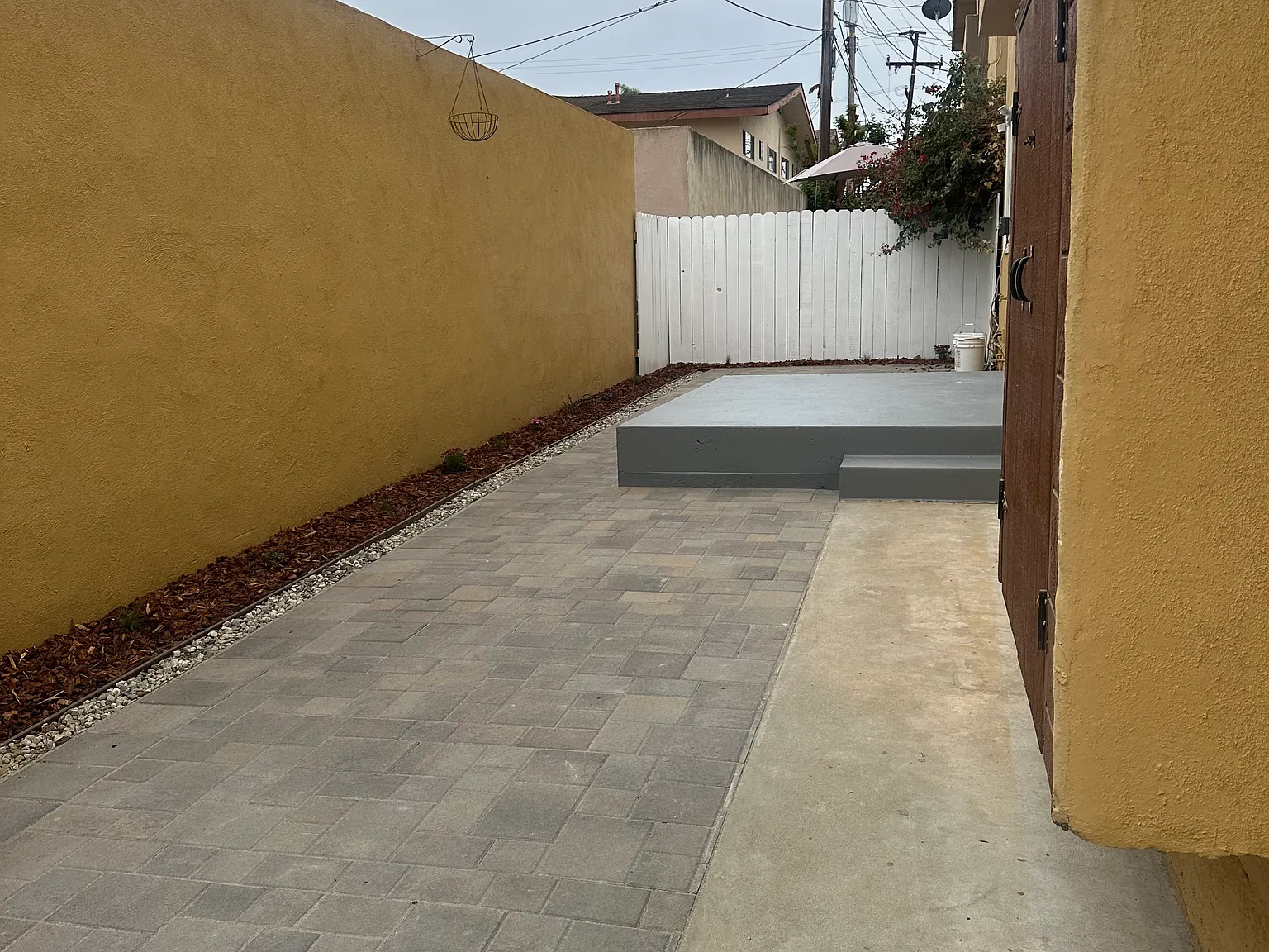 3 bed, 1000 sqft, $3,600 — Photo 4
