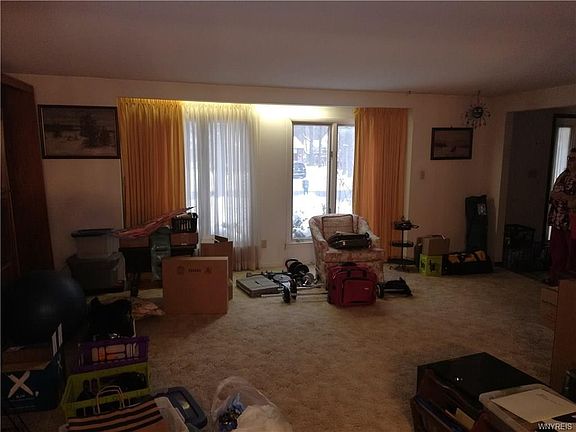 5th image of 11 Fawnwood Dr
