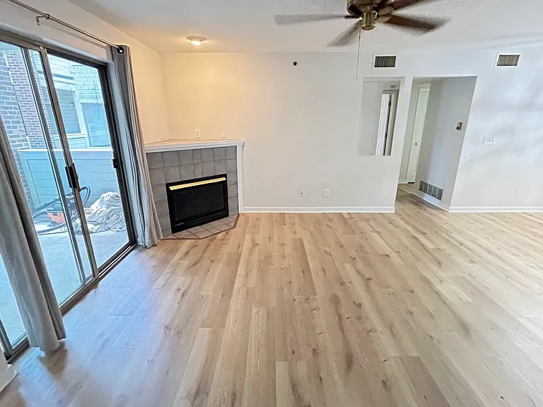 33 S Boulder Cir #213 — Photo 3