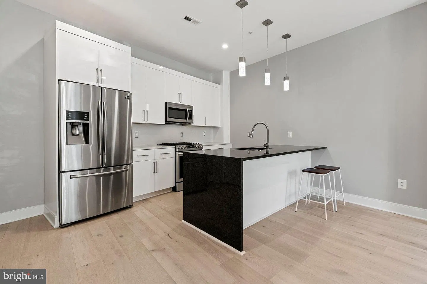 4424 Georgia Ave NW — Photo 2