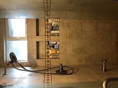 3rd image of 448 Sautner Dr