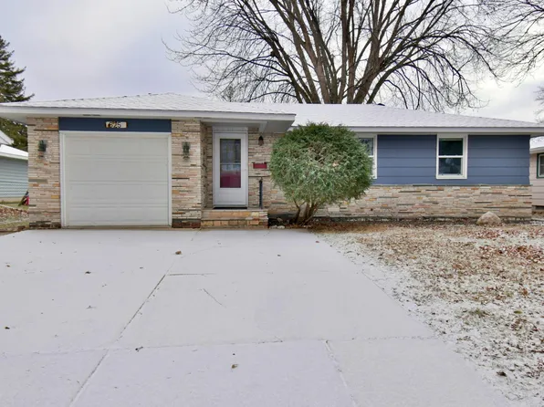 625 Elm St NE, Hutchinson, MN 55350