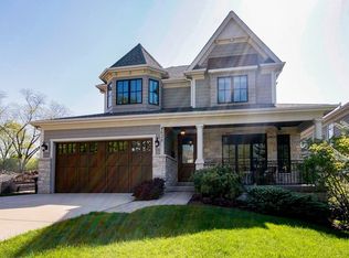 4625 Stonewall Ave, Downers Grove, IL 60515