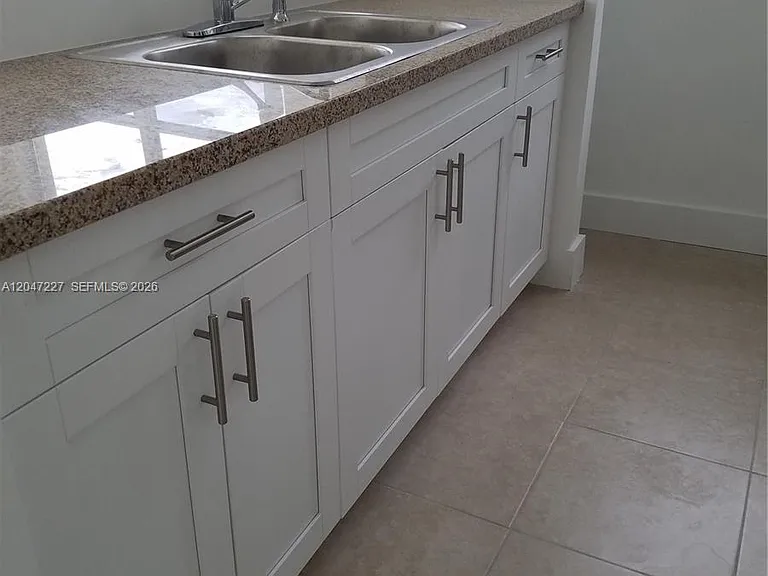 10926 SW 236th Ter #10926 — Photo 5