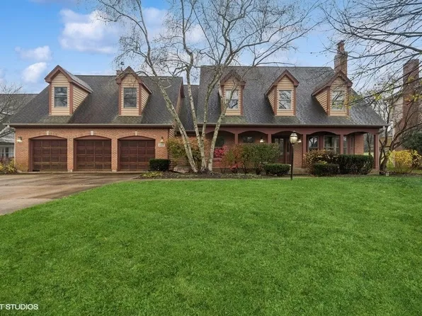 1113 Hilary Ln, Cary, IL 60013