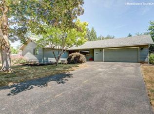 11805 SW Lynnridge Ave, Portland, OR 97225