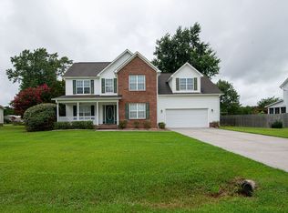 211 Target Ln, Hubert, NC 28539