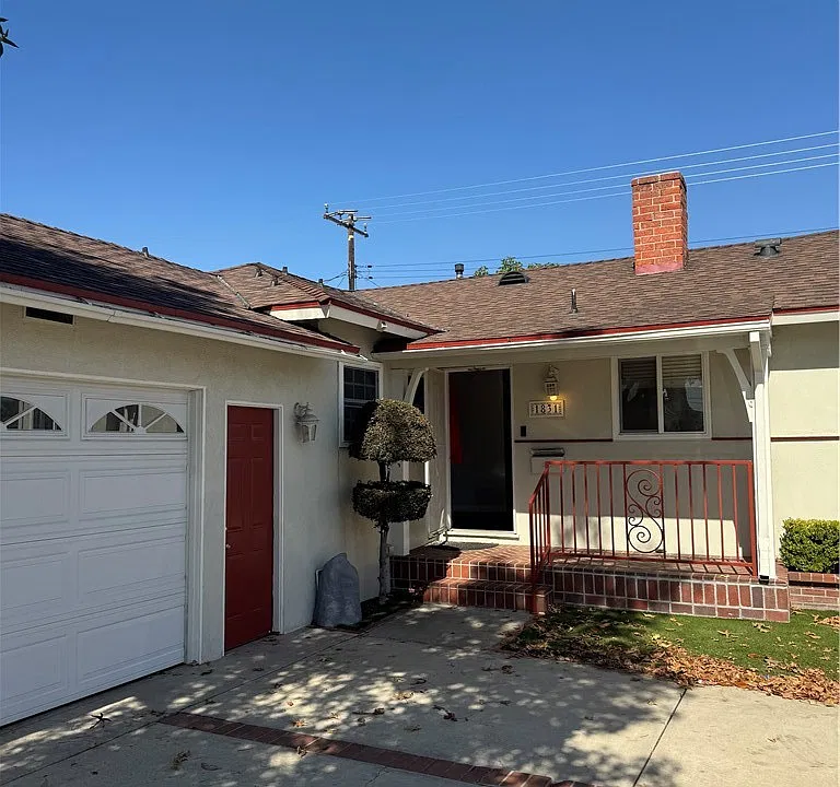 1831 W Flower Ave