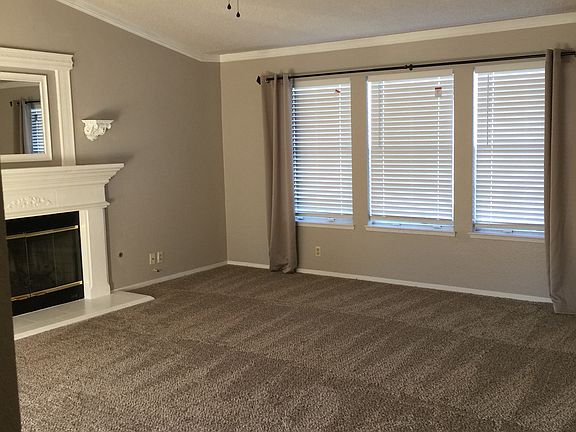 5th image of 839 E Palm Dr
