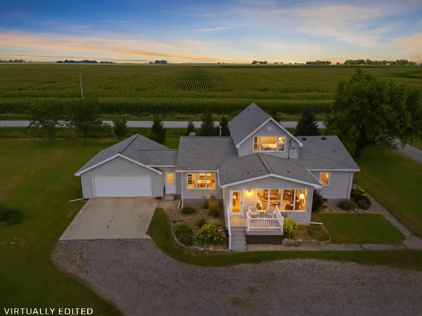 7618 E Bennington Rd, Dunkerton, IA 50626