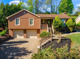 126 Cassia Dr, Clairton, PA