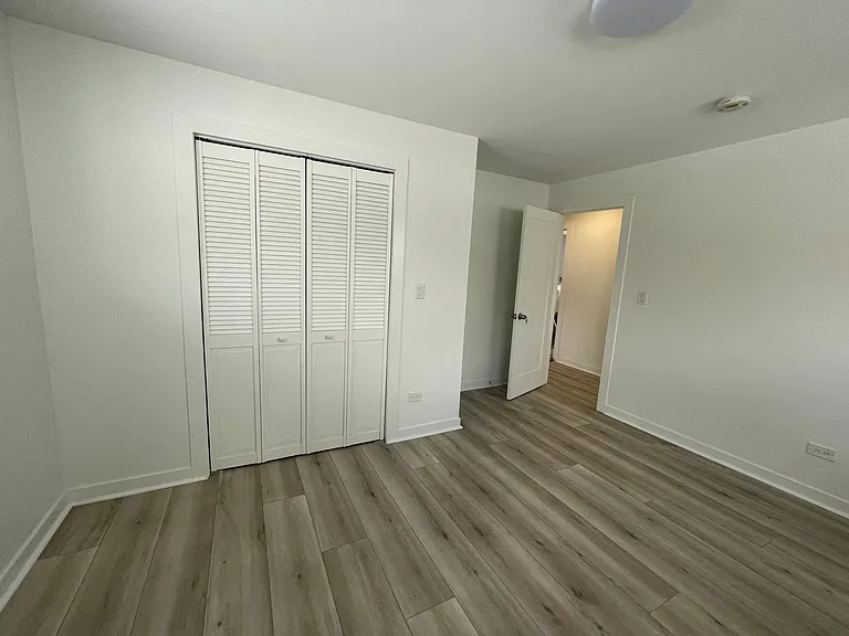 913 Madison Ave — Photo 6