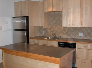 1217 N 6th St #1, Philadelphia, PA 19122