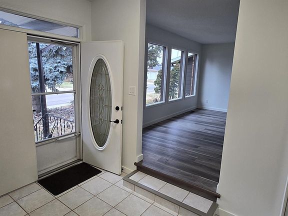 2nd image of 4405 52nd St