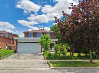 205 Risebrough Circuit, Markham, ON L3R3J1
