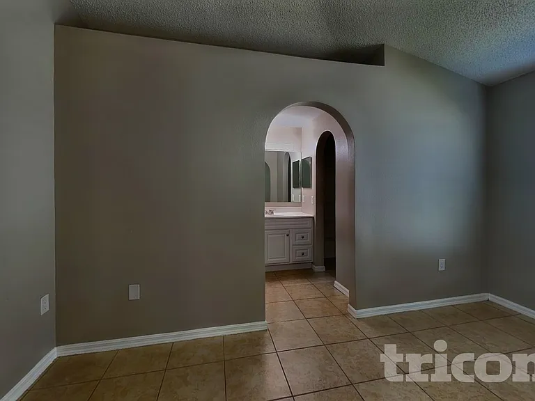 11621 Ivy Flower Loop — Photo 7