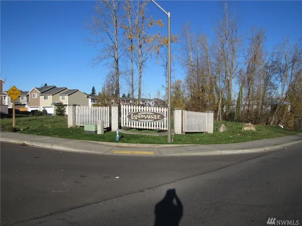 26285 Pacific Hwy S, Des Moines, WA 98198