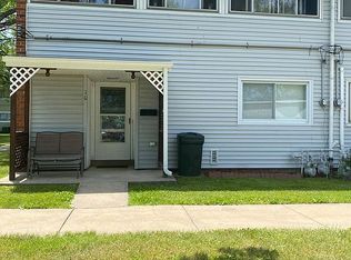 5821 Woolman Ct APT 10, Parma, OH 44130