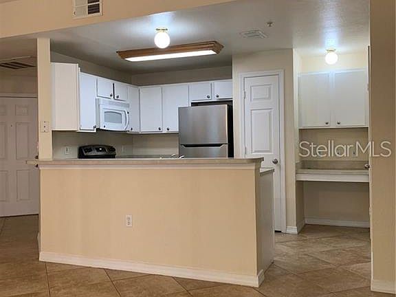 2nd image of 2025 Erving Cir APT 106