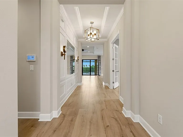 7708 Moonbeam Ave — Photo 4
