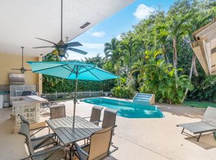 959 Parkside Cir N, Boca Raton, FL 33486