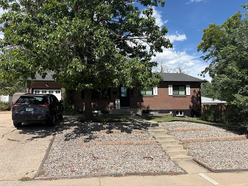 12511 W Dakota Dr