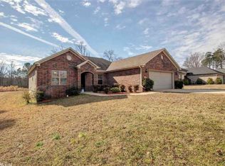 8101 Castle Valley Rd, Mabelvale, AR 72103