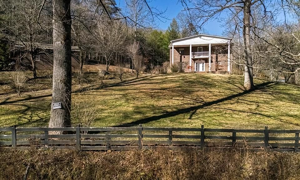 1st image of 200 Mount Liberty Rd