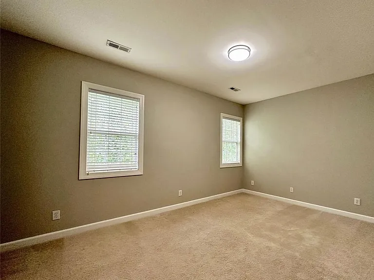 11531 McGinns Trace Ct — Photo 16