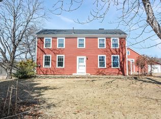38 E Brookfield Rd, North Brookfield, MA 01535