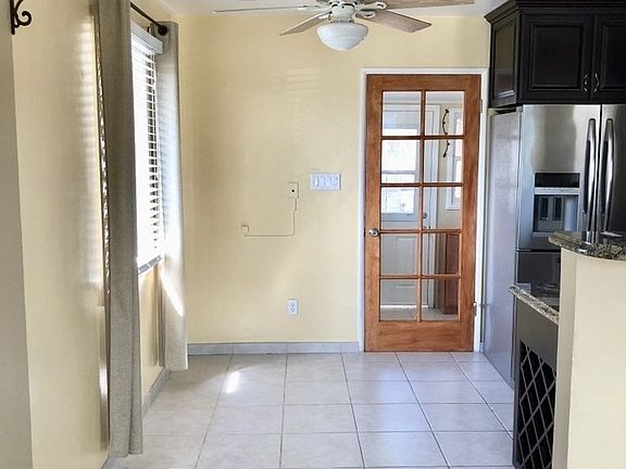 5th image of 2650 Brian Ave