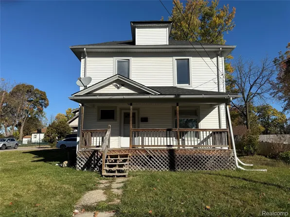 34 Liberty St, Pontiac, MI 48341