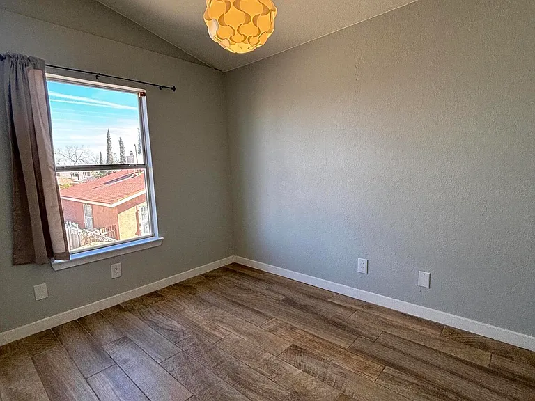 9101 Lacebark Elm Dr — Photo 10