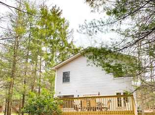 128 Lynndale Rd, Tafton, PA 18464