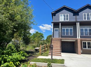 792 Olympia Blvd, Staten Island, NY 10305