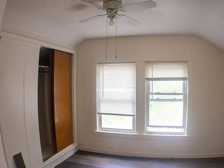2814 Shawhan Ave — Photo 5