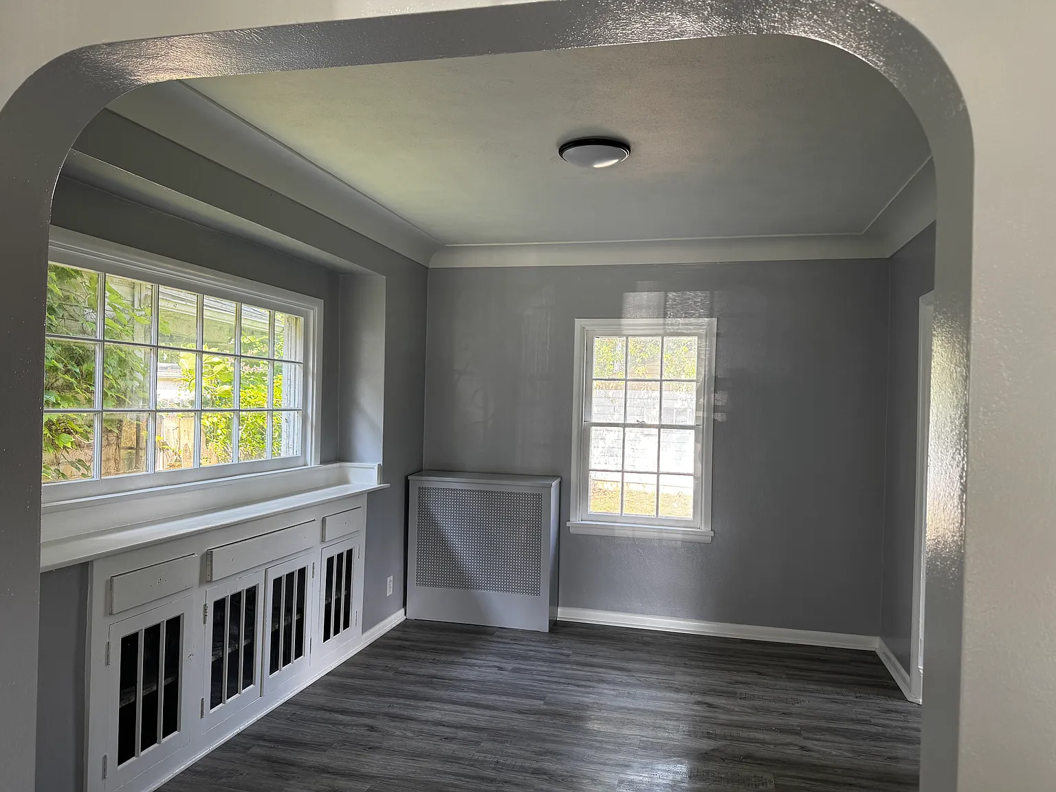 829 Willow Ave — Photo 4