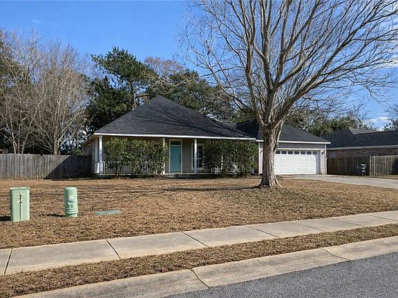 4th image of 20495 Lowry Dr
