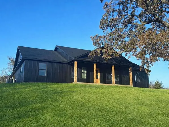 106 Ashley Ave, Madill, OK 73446